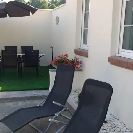 Des Cagniers Feriehus *